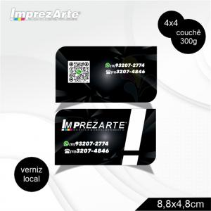 Cartão de visita - Verniz Localizado + 2 cantos arredondados Couchê 300g Laminação Fosca e Verniz Localizado F/V Tam. Final: 8,8x4,8cm 4x4 Laminação Fosca e Verniz Localizado F/V 4 cantos arredondados 